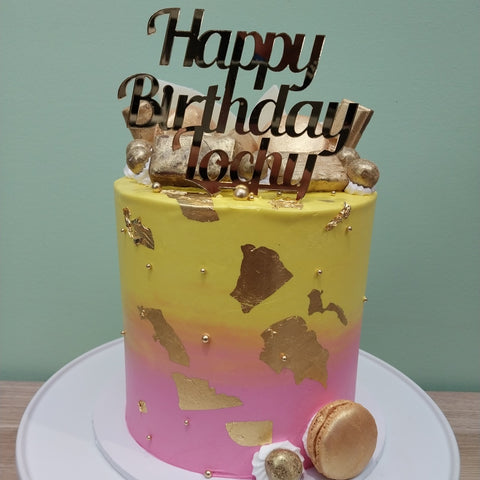 Tall Chocolates Cake Pastel