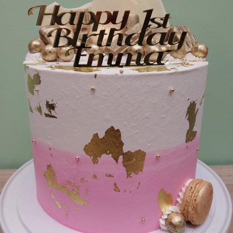 Tall Chocolates Cake Pastel