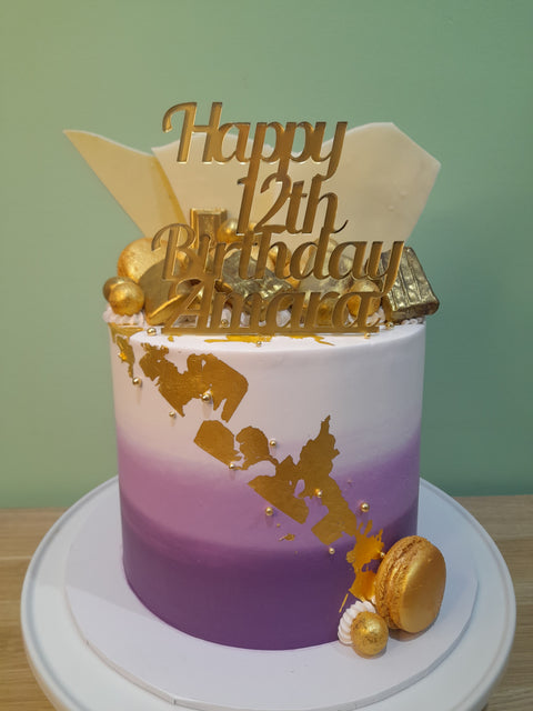 Tall Chocolates Cake Pastel
