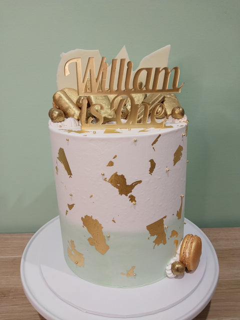Tall Chocolates Cake Pastel