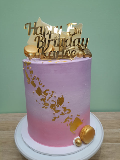 Tall Chocolates Cake Pastel