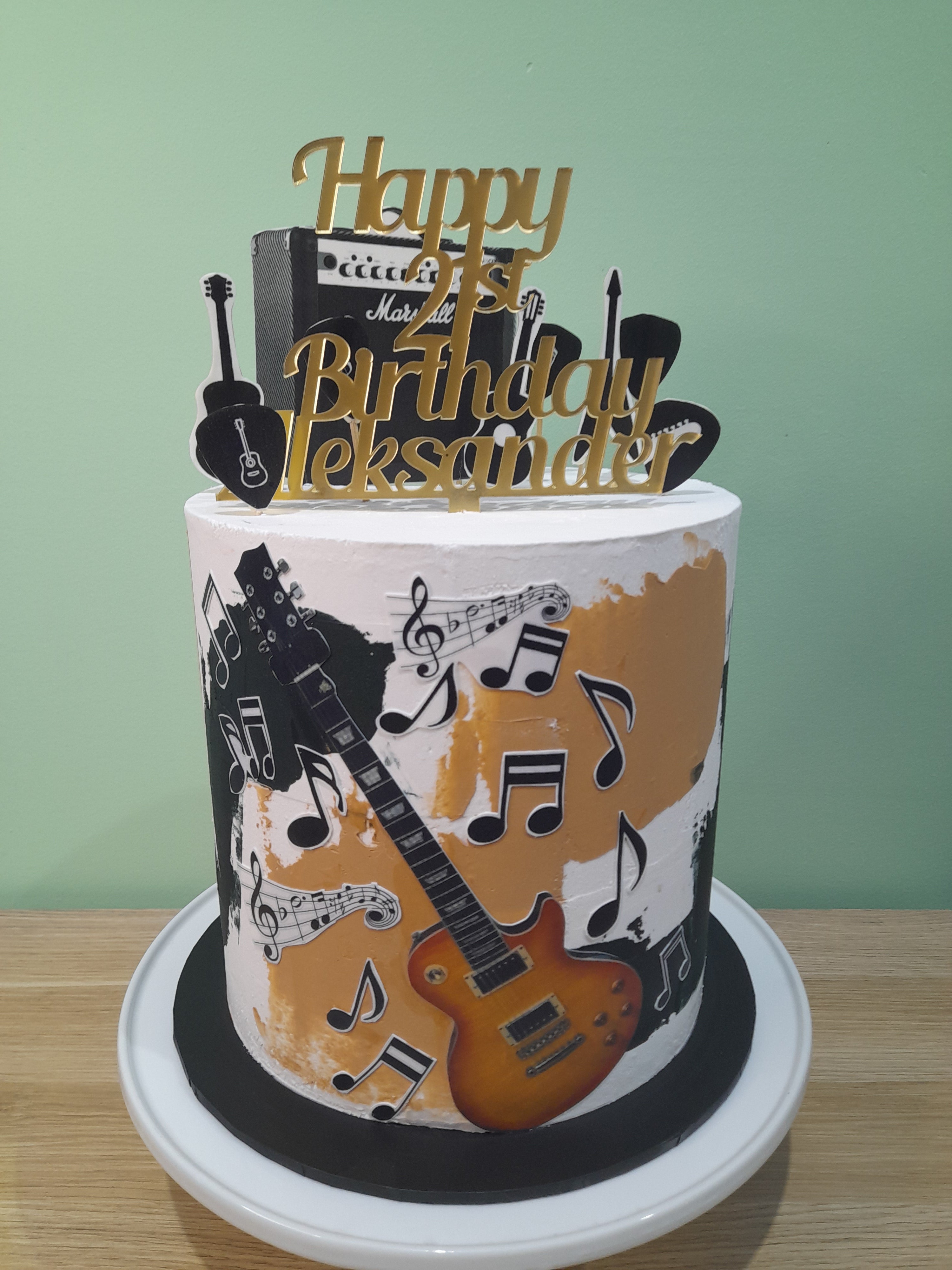 The Sensational Cakes: 3D Guitar and Piano Instrument Musical Theme 3D Cake  Singapore #Instrument3DCake